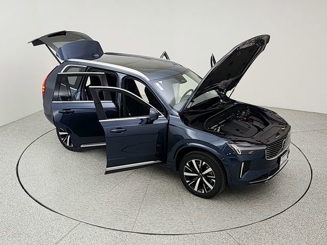 New 2026 Volvo XC90 B5 Core image 39