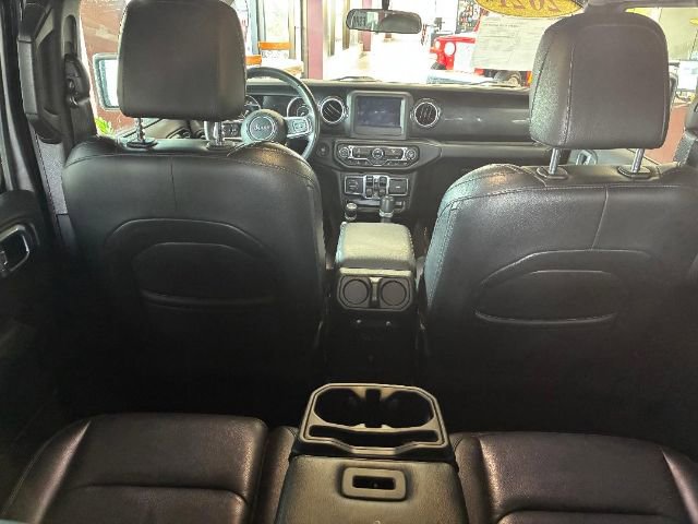 Used 2021 Jeep Wrangler Unlimited Sahara image 27