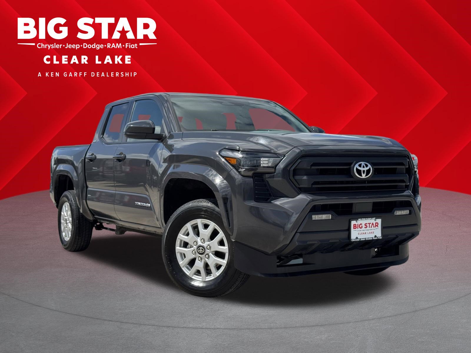 Used 2025 Toyota Tacoma SR5 AWD/4WD image 1