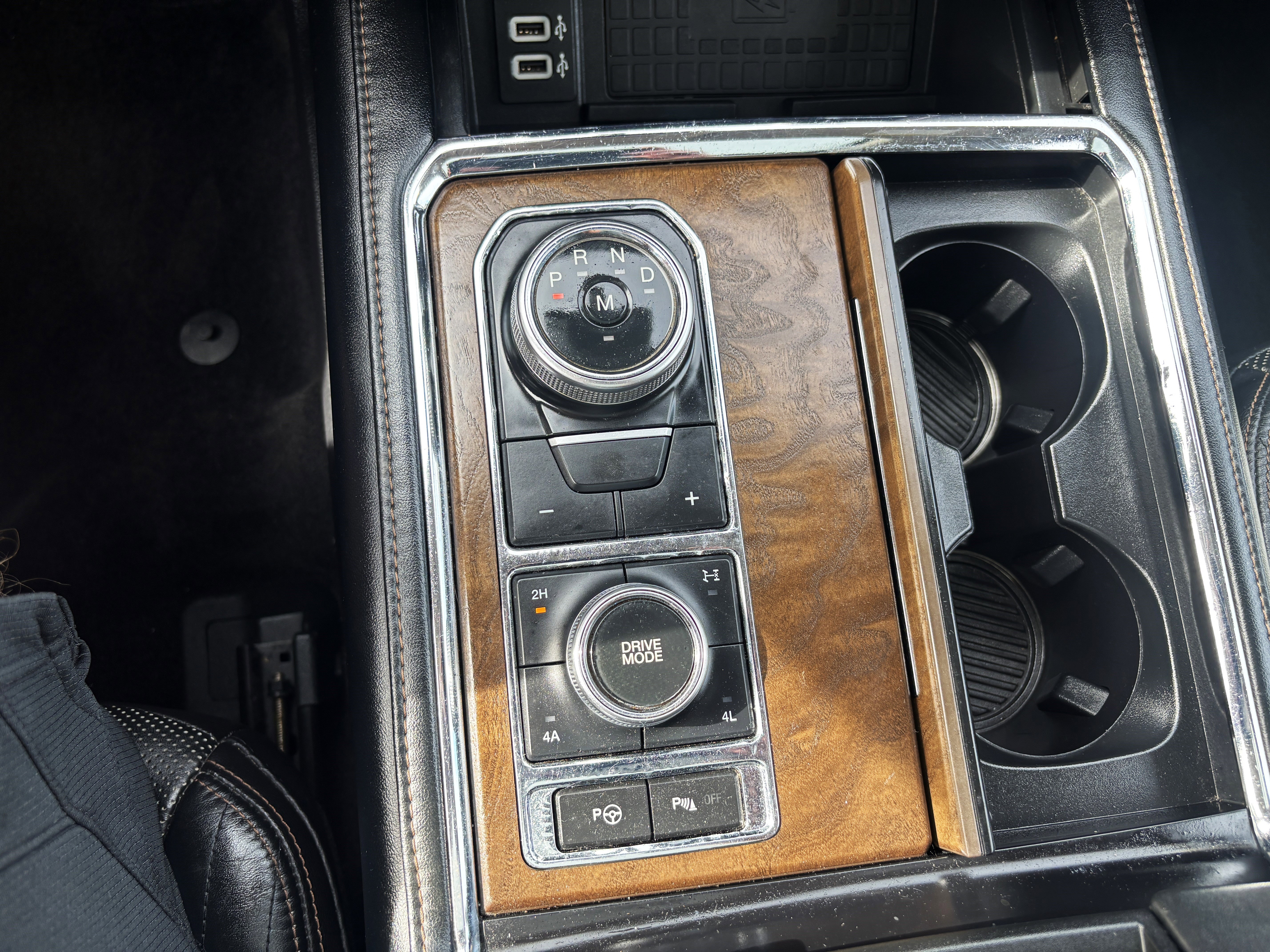 Used 2018 Ford Expedition Max Platinum image 28