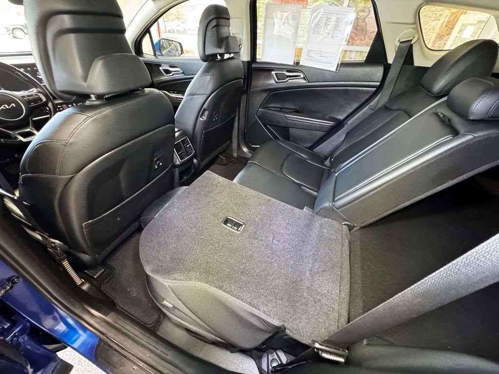 Used 2025 Kia Sportage EX AWD/4WD image 43