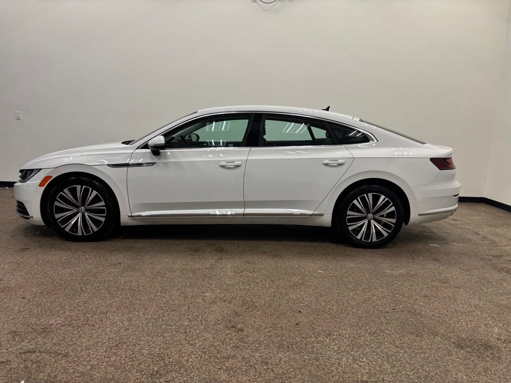 Used 2019 Volkswagen Arteon SE AWD/4WD image 2