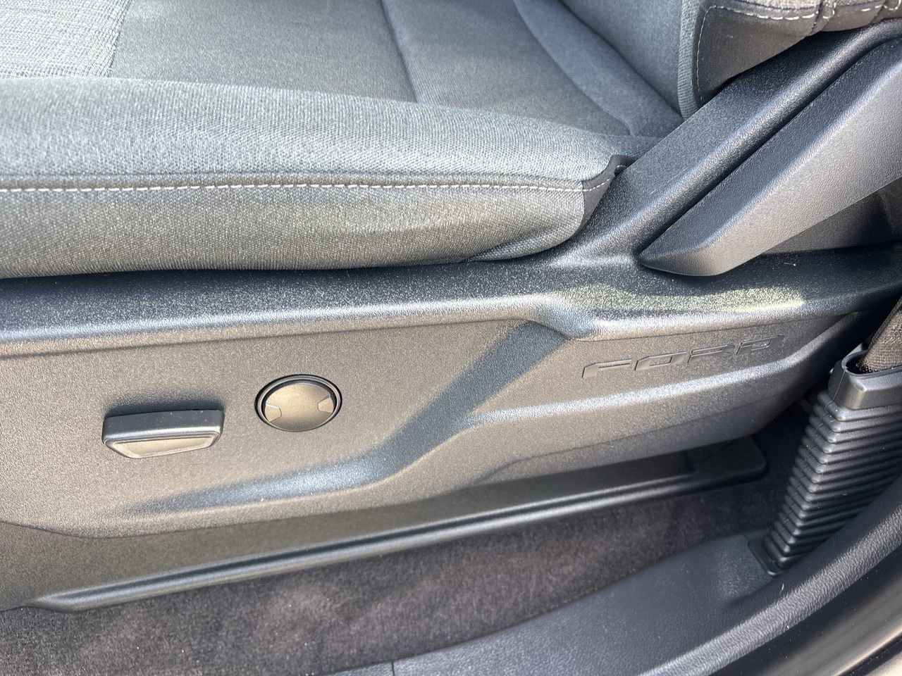 Used 2022 Ford F150 XLT w/ Equipment Group 301A Mid image 19