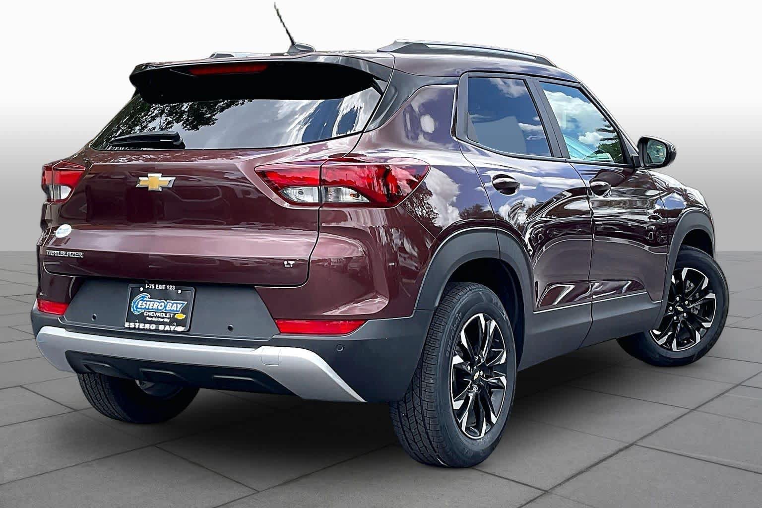 Used 2023 Chevrolet TrailBlazer LT w/ Convenience Package FWD image 13