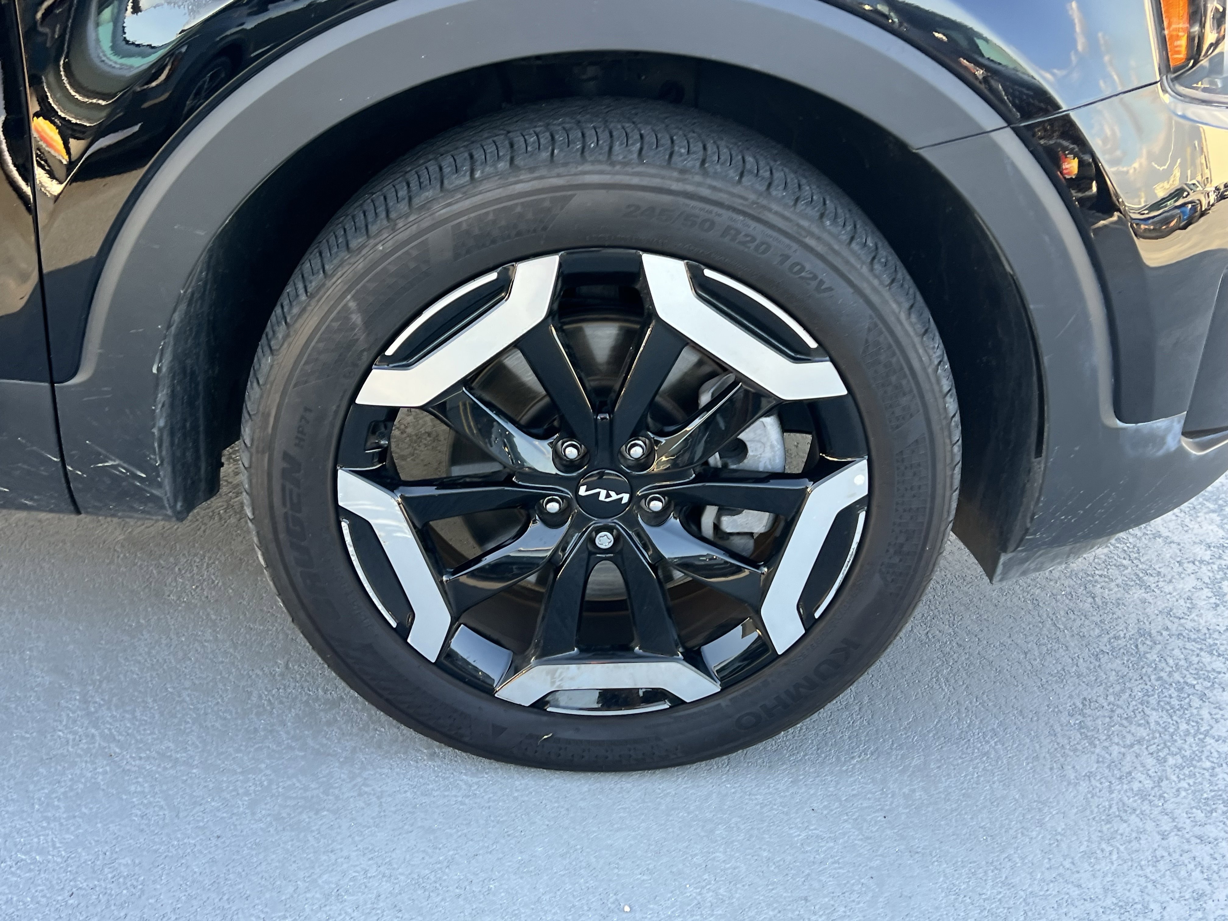 Certified 2023 Kia Telluride S image 11