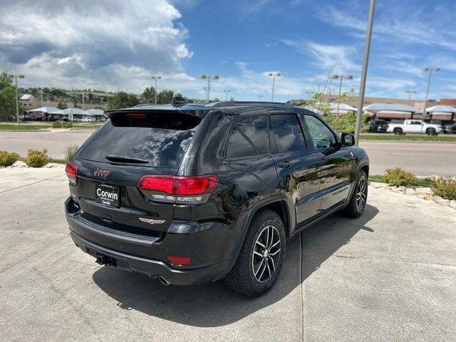 Used 2018 Jeep Grand Cherokee Trailhawk AWD/4WD image 8