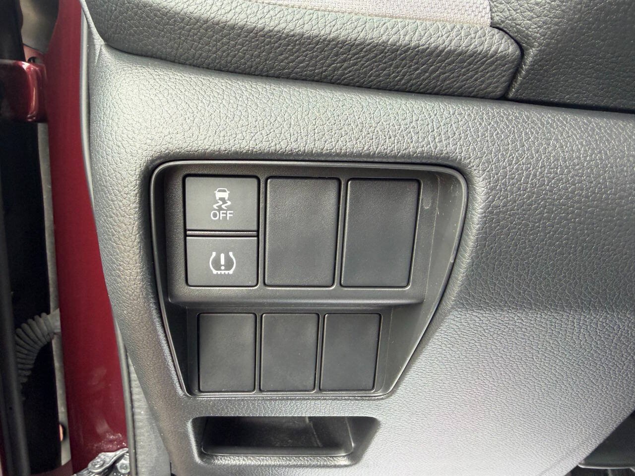 Used 2017 Honda CR-V LX image 16