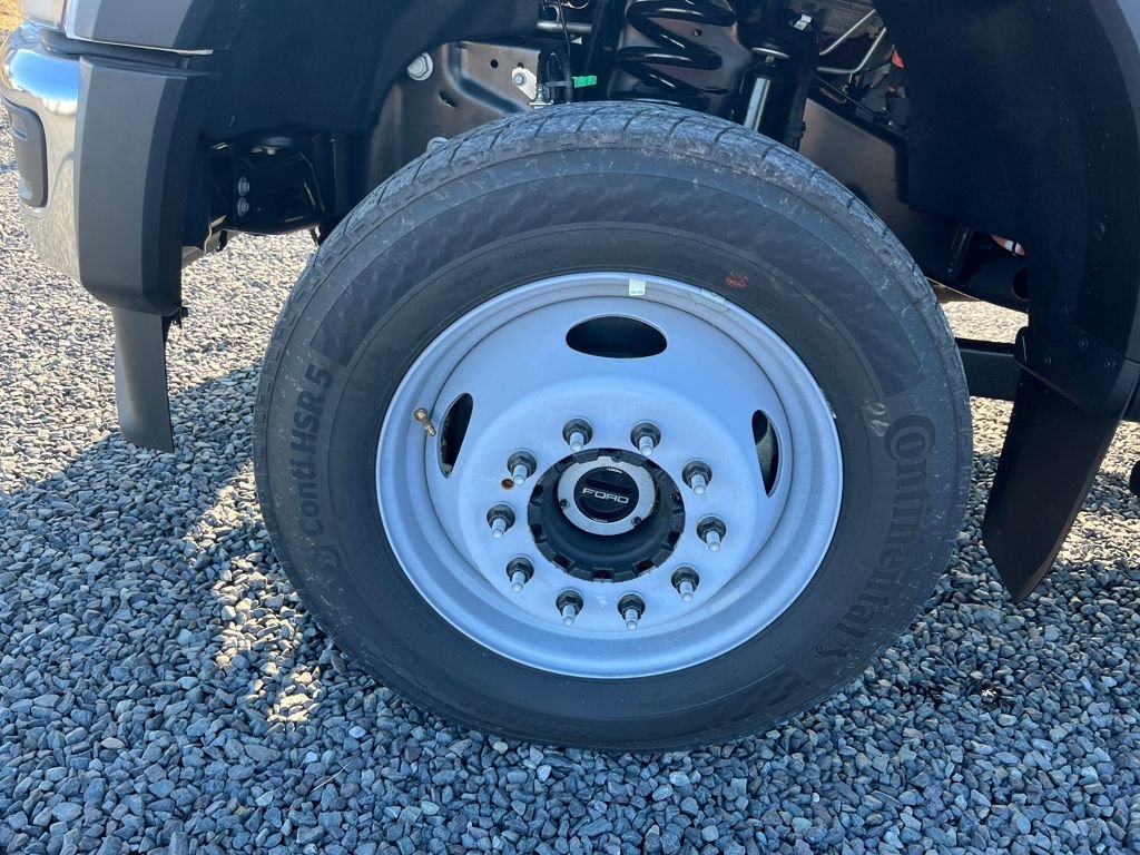 New 2025 Ford F450 XL image 22