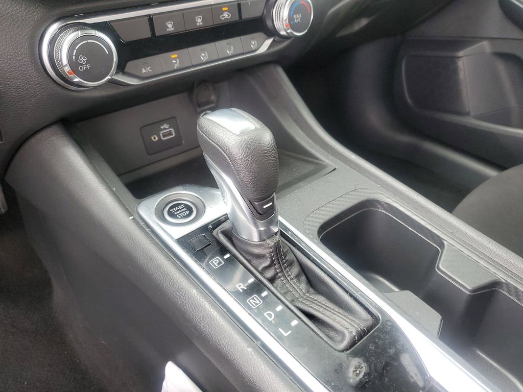 Used 2020 Nissan Sentra S image 28