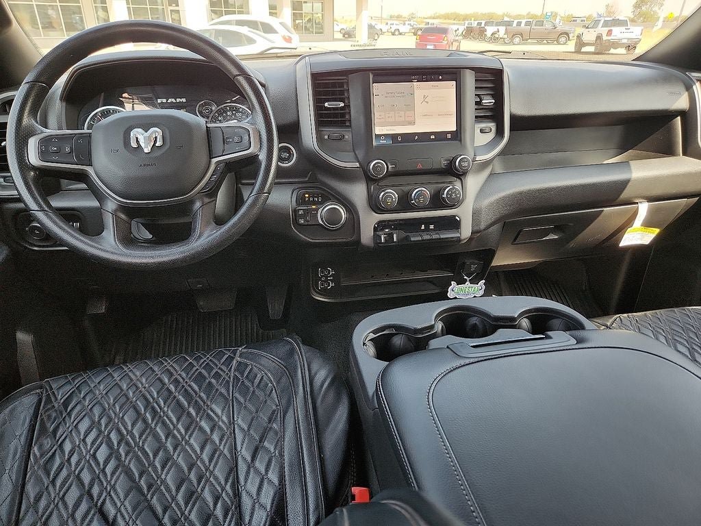 Used 2024 RAM 2500 Tradesman w/ Chrome Appearance Group AWD/4WD image 15
