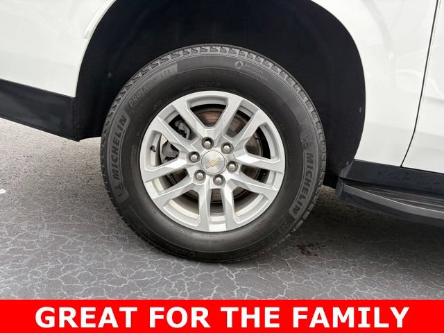 Used 2023 Chevrolet Suburban LS AWD/4WD image 7