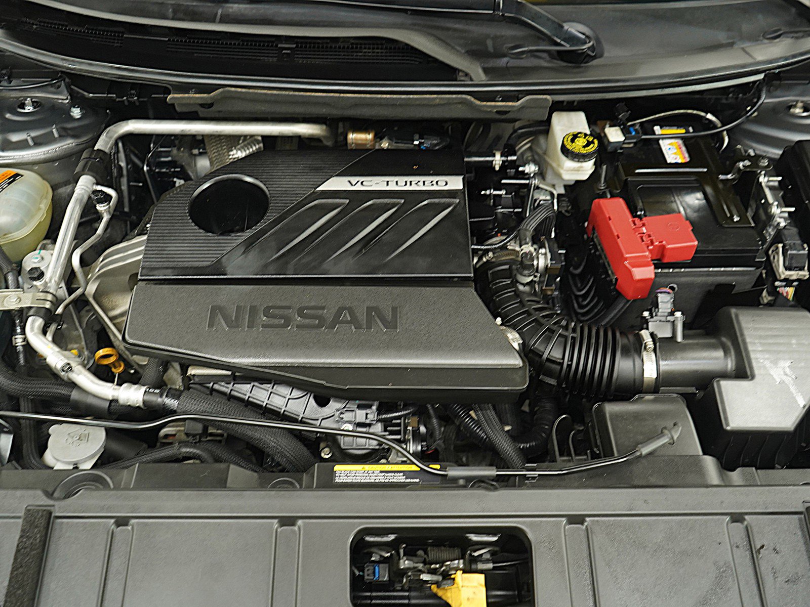 Used 2022 Nissan Rogue SV image 31