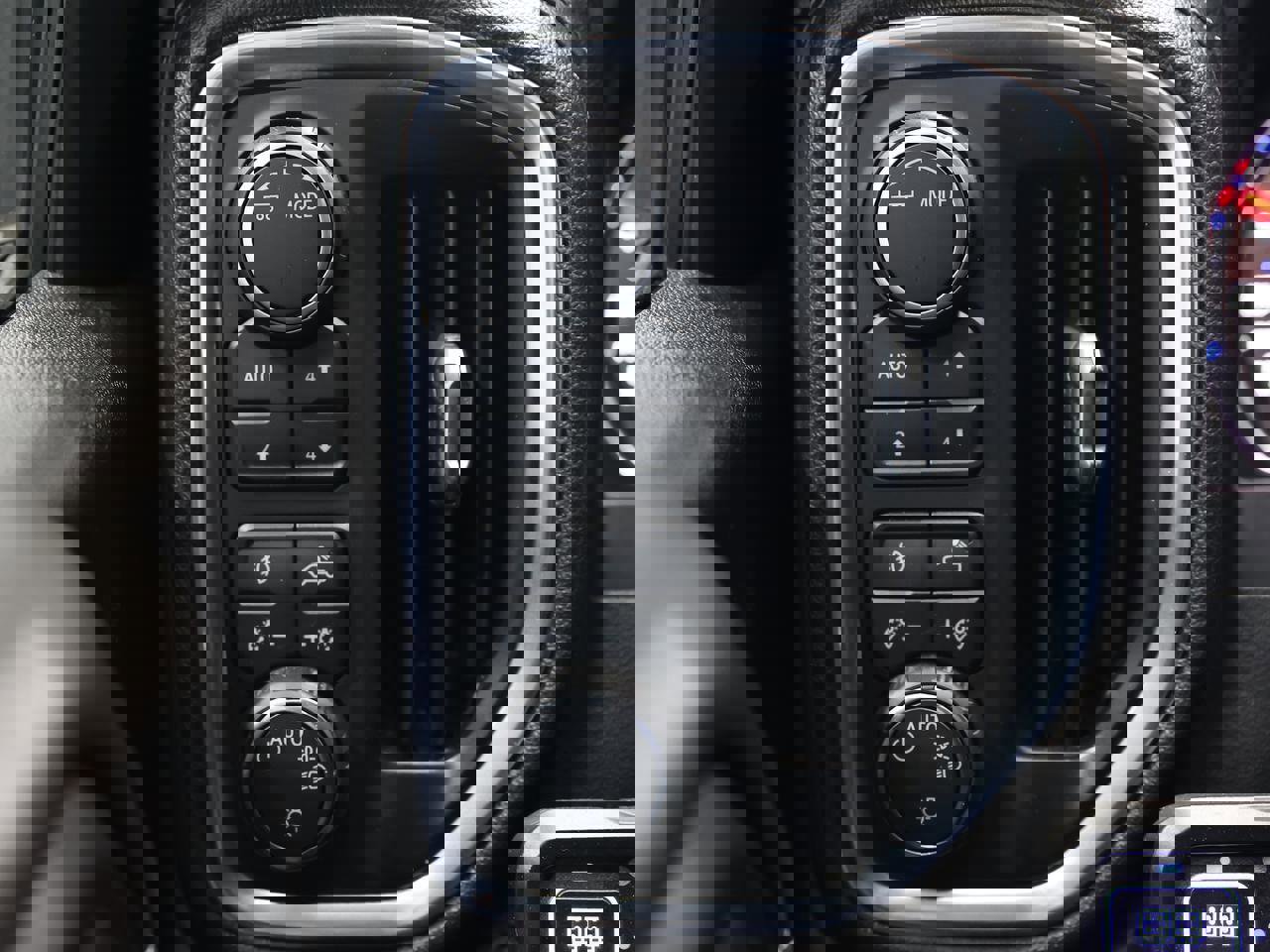 Used 2020 Chevrolet Silverado 1500 RST w/ All-Star Edition image 14