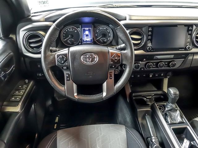 Used 2021 Toyota Tacoma TRD Sport w/ Technology Package image 16