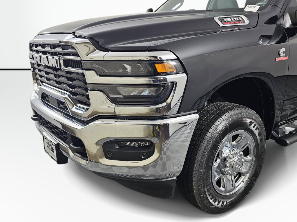 New 2026 RAM 3500 Tradesman AWD/4WD image 12