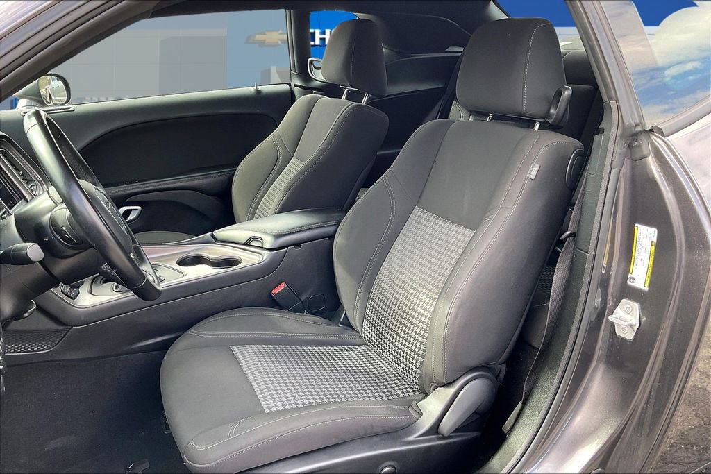 Used 2023 Dodge Challenger SXT image 21