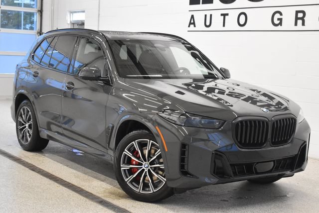 New 2026 BMW X5 xDrive40i w/ M Sport Package AWD/4WD image 1