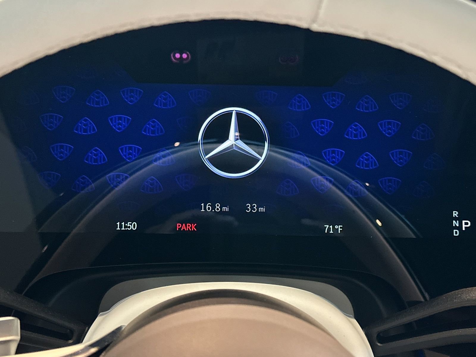 New 2025 Mercedes-Benz Maybach EQS 680 4MATIC image 28