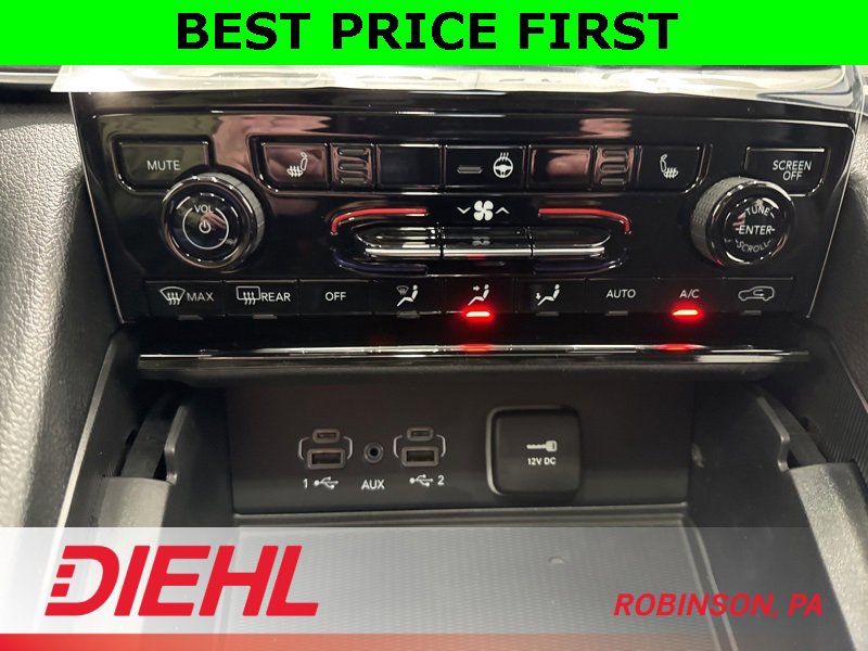 New 2025 Jeep Grand Cherokee Altitude image 30