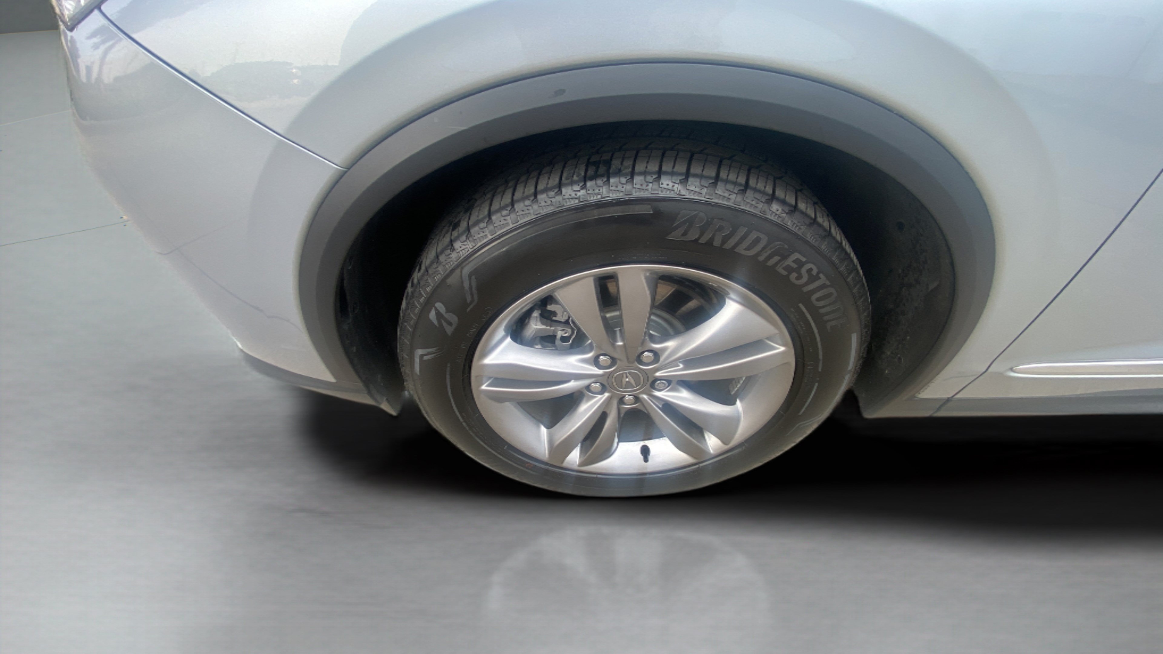 Used 2026 Acura MDX FWD image 32