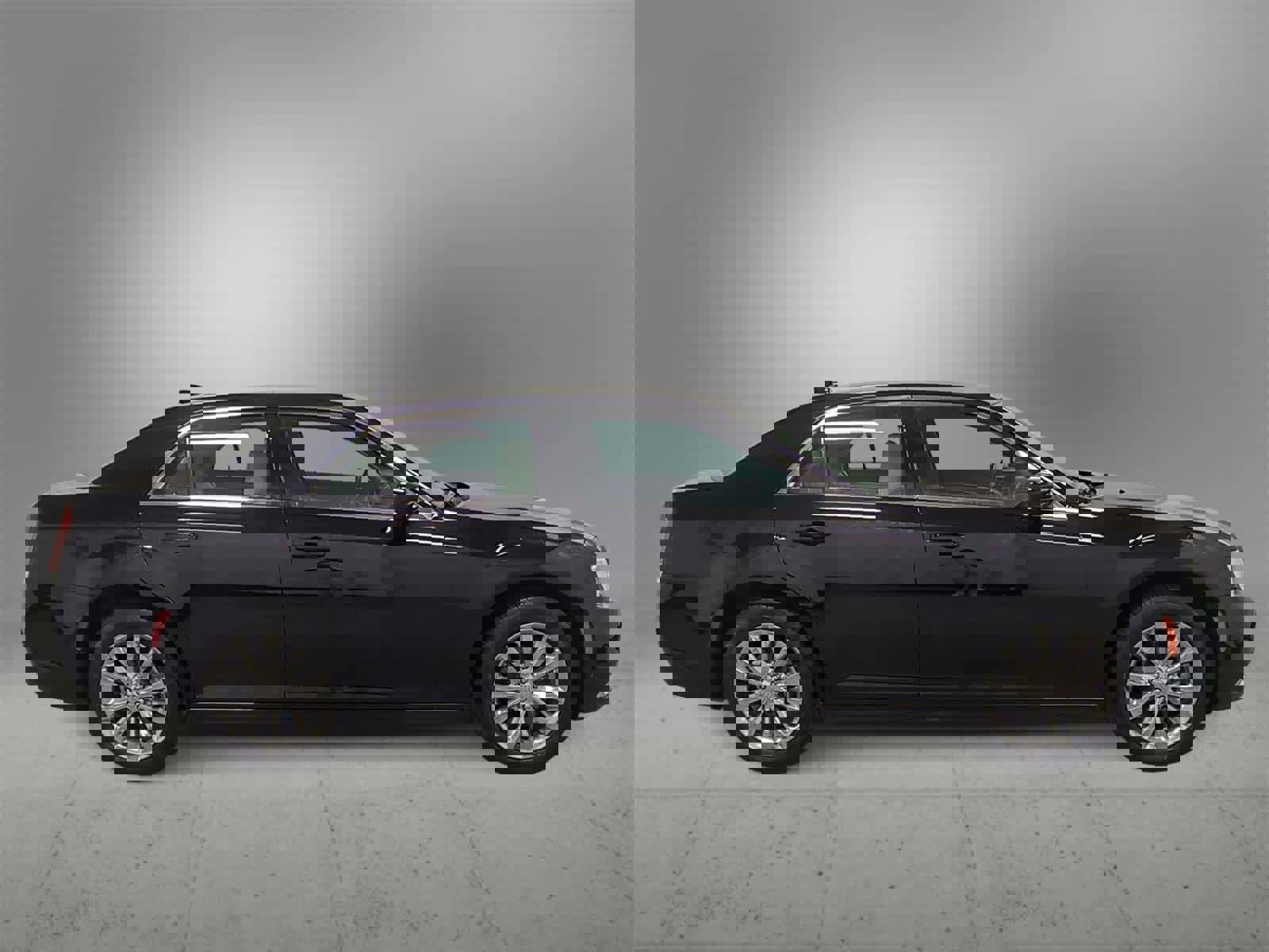 Certified 2023 Chrysler 300 Touring image 9