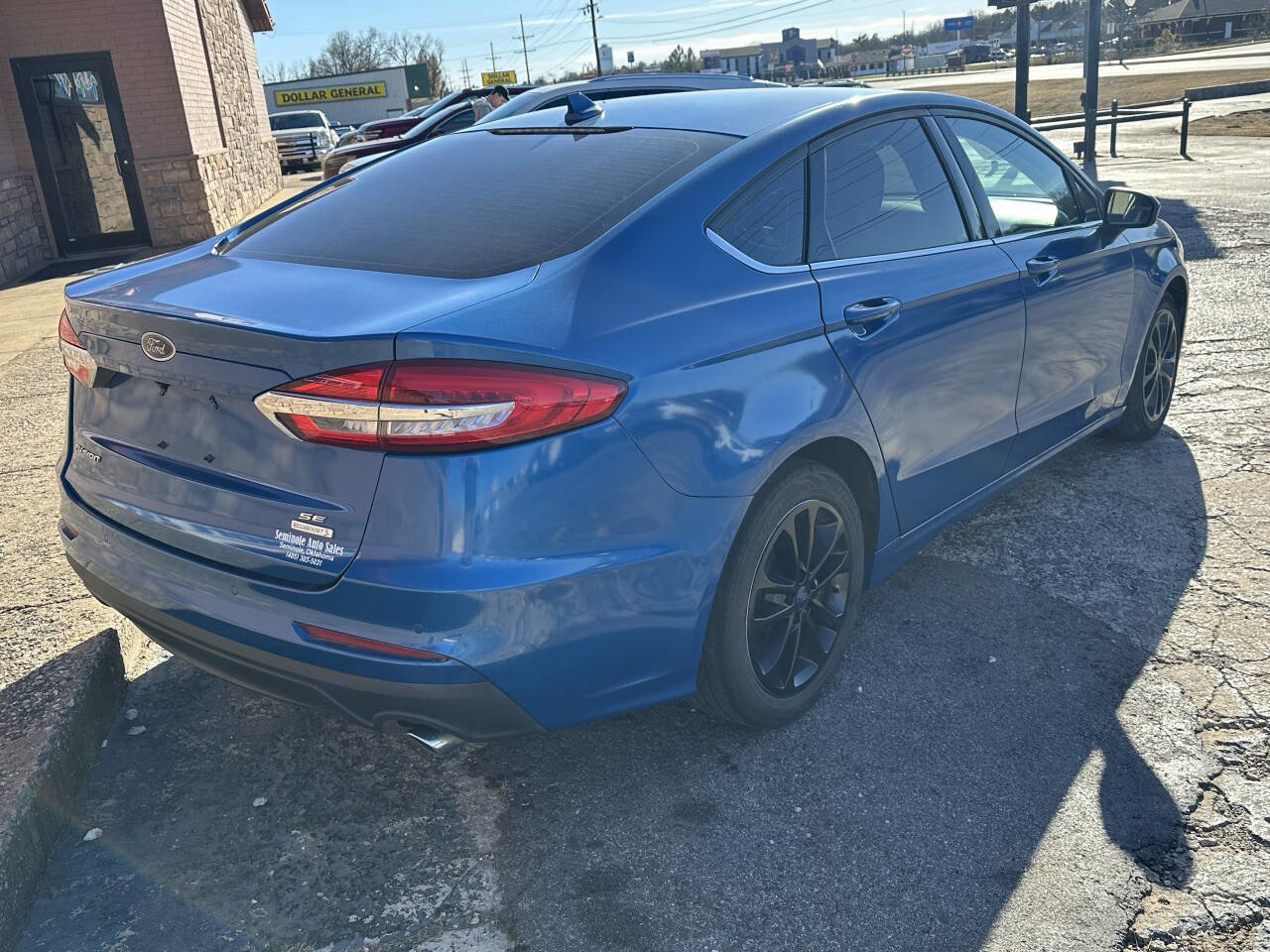 Used 2020 Ford Fusion SE image 9