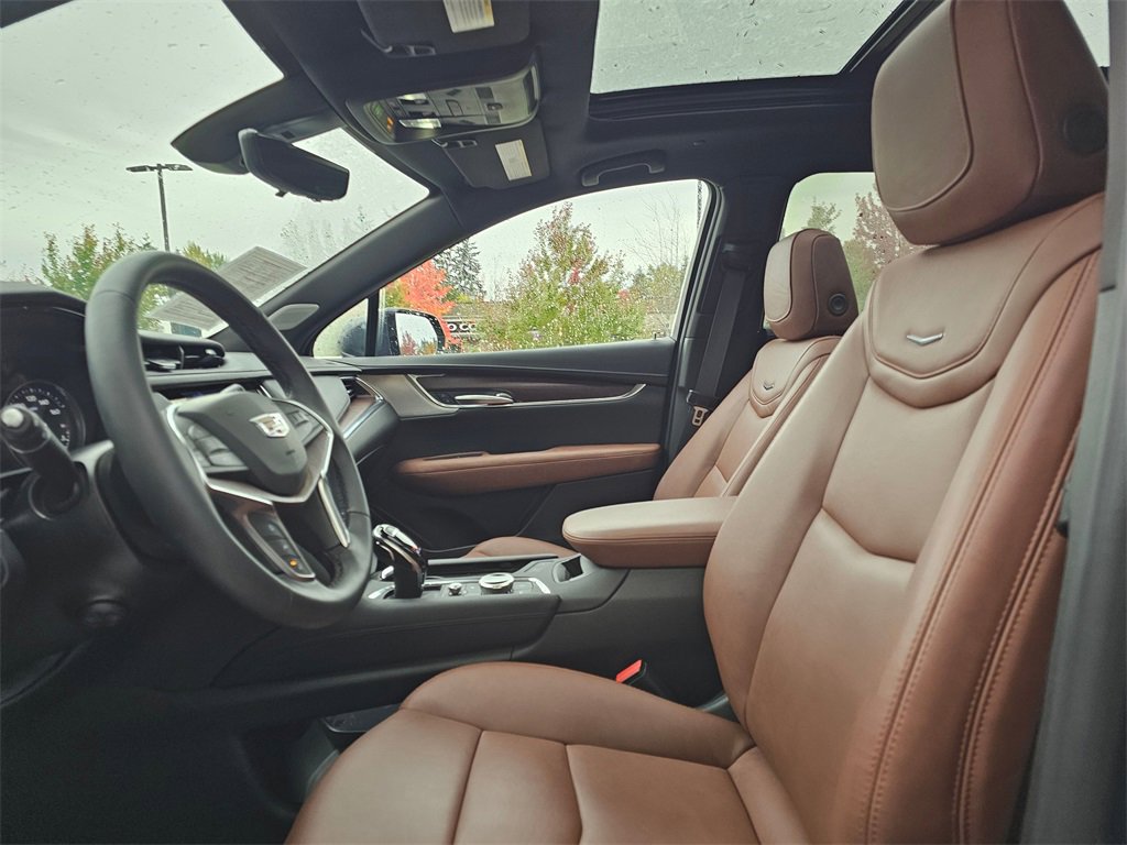 Certified 2025 Cadillac XT5 Premium Luxury w/ Technology Package image 22
