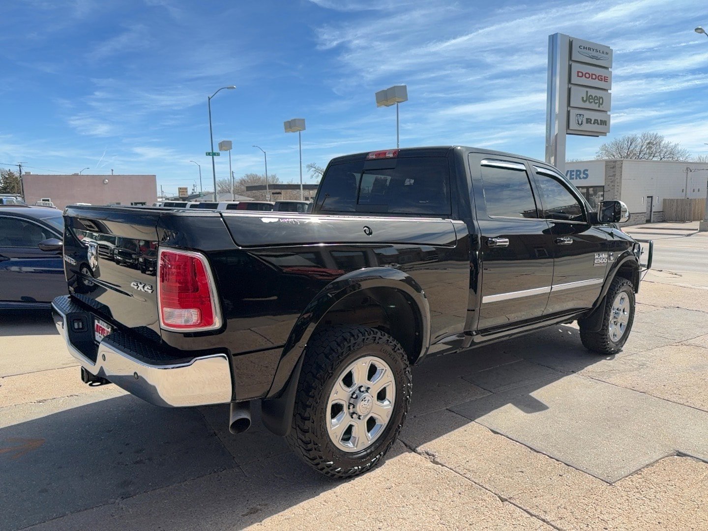 Used 2014 RAM 2500 Limited AWD/4WD image 6
