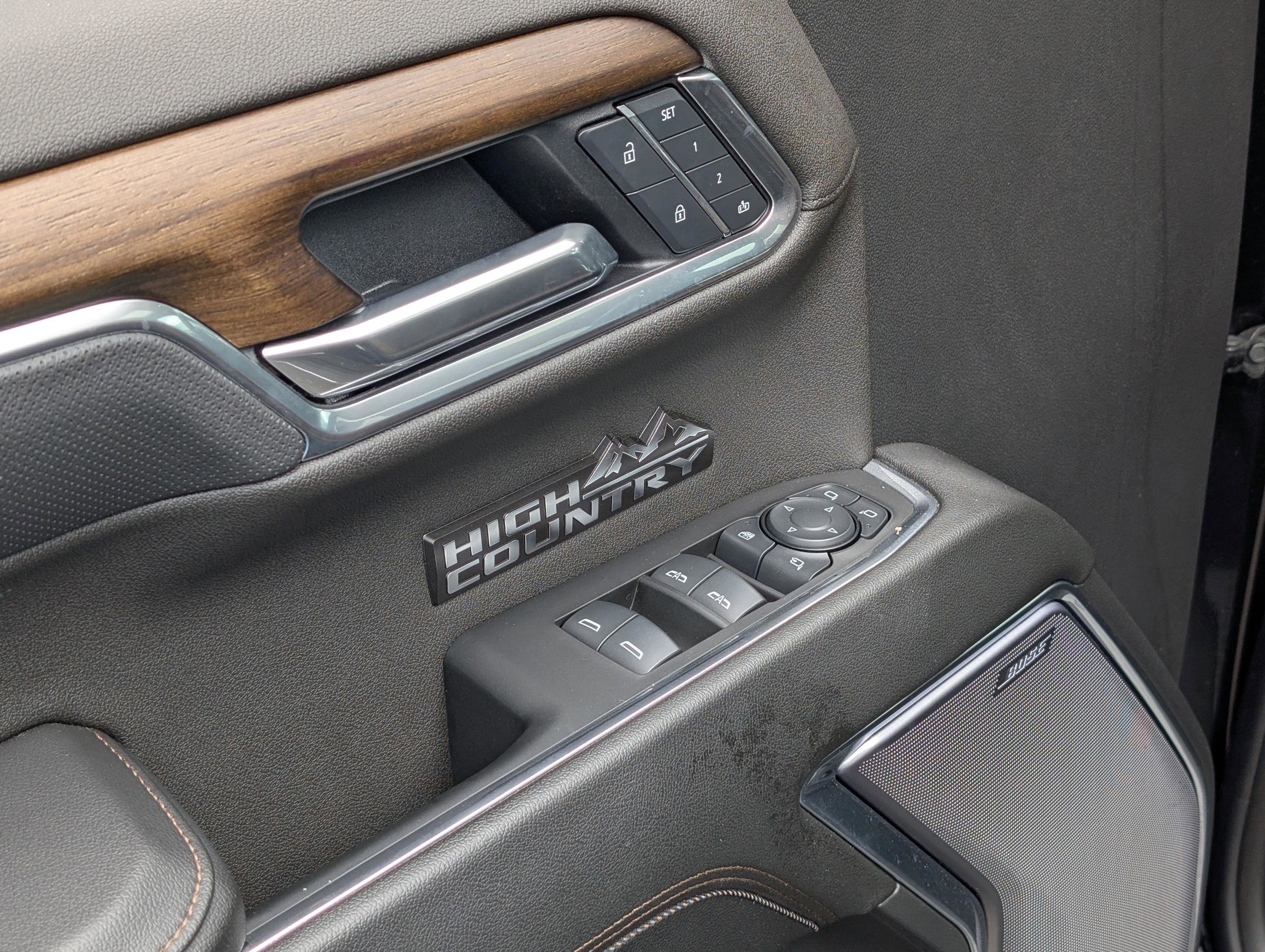 Used 2025 Chevrolet Silverado 1500 High Country w/ High Country Premium Package image 17
