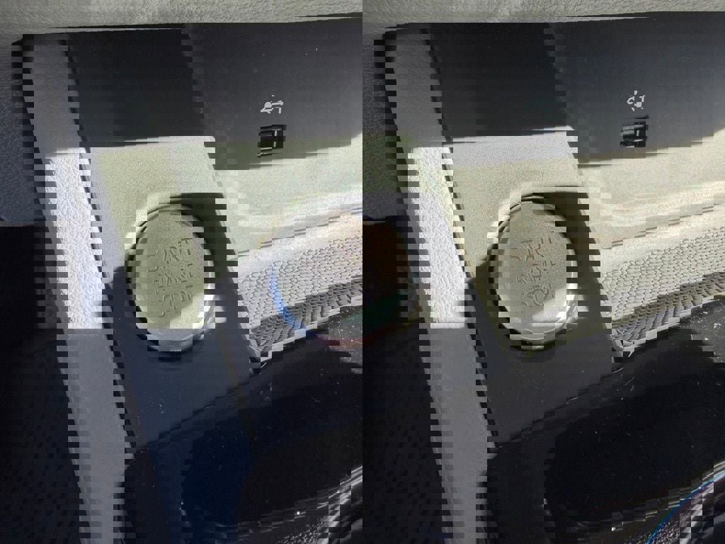 Used 2021 Audi A4 2.0T Premium w/ Convenience Package image 29