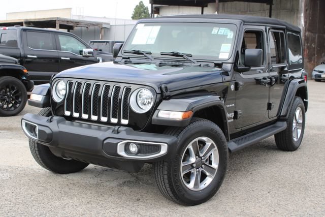 Used 2022 Jeep Wrangler Unlimited Sahara AWD/4WD image 9