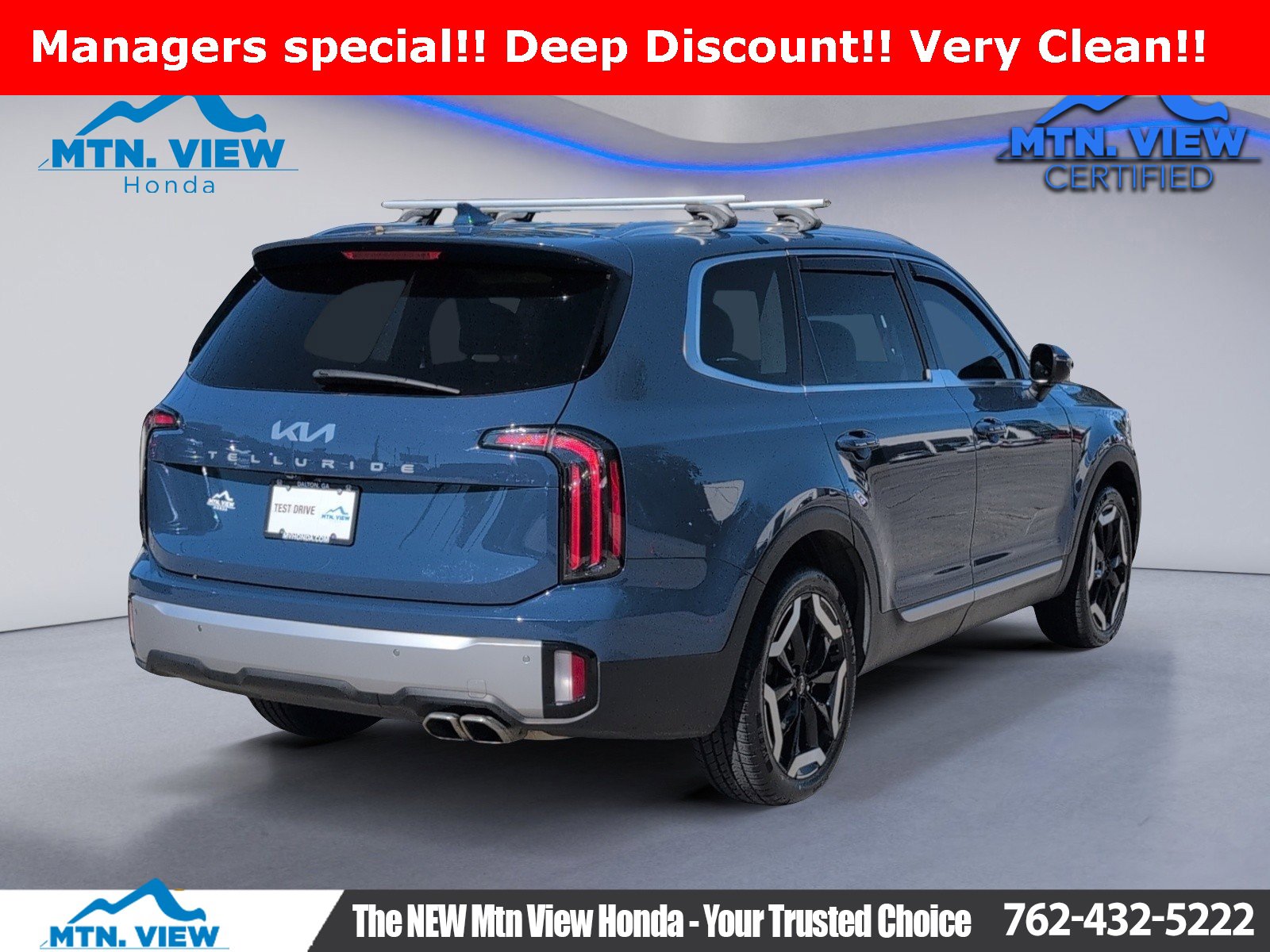 Used 2023 Kia Telluride EX w/ EX Captain's Chair Package image 7