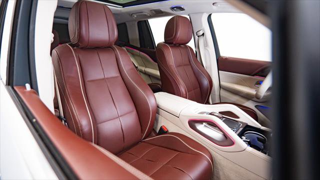 Used 2023 Mercedes-Benz Maybach GLS 600 4MATIC image 39