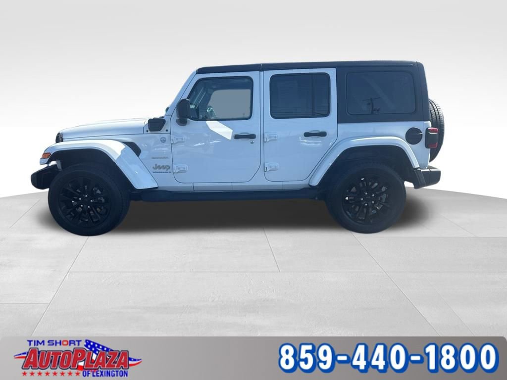 Used 2023 Jeep Wrangler Unlimited Sahara w/ Cold Weather Group AWD/4WD image 13