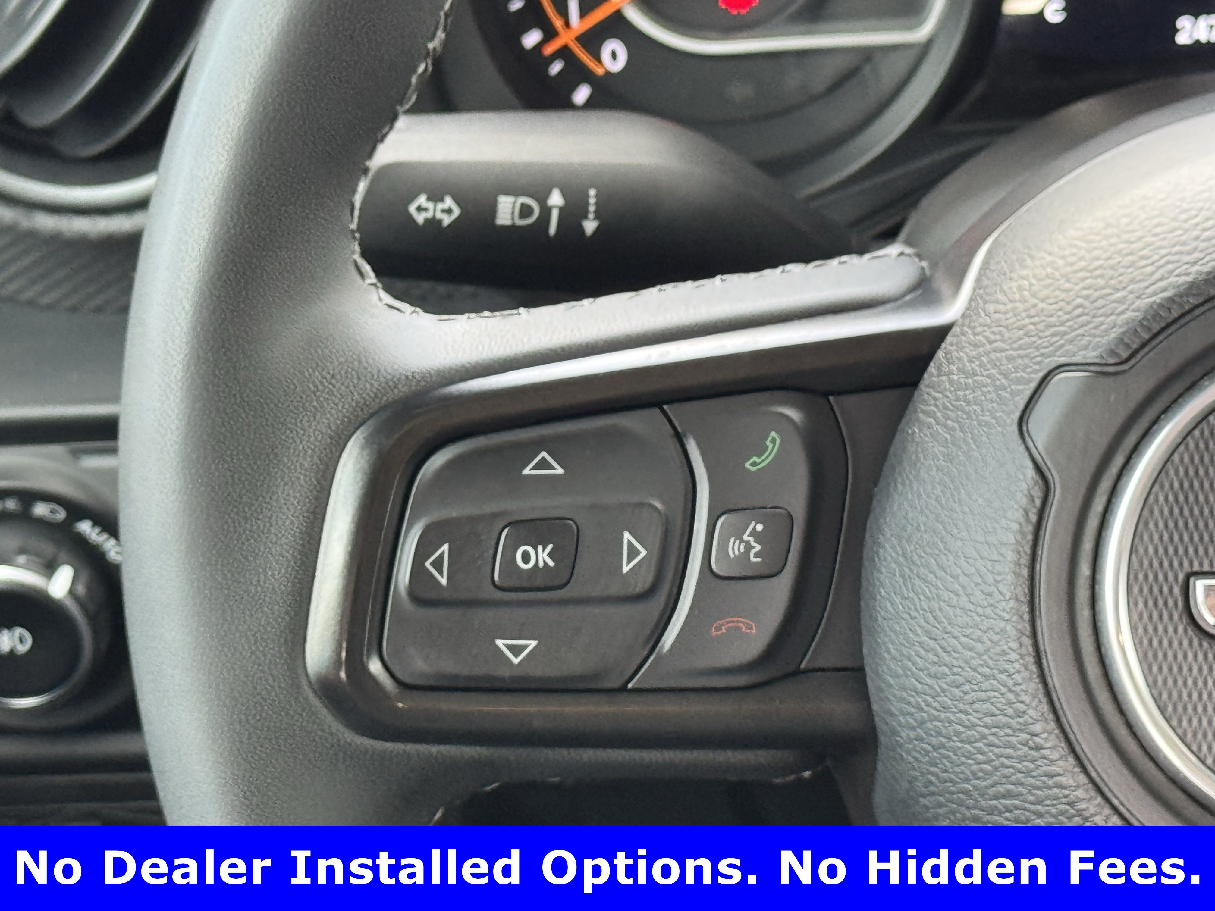 Used 2025 Jeep Wrangler Unlimited Rubicon w/ Convenience Group AWD/4WD image 13