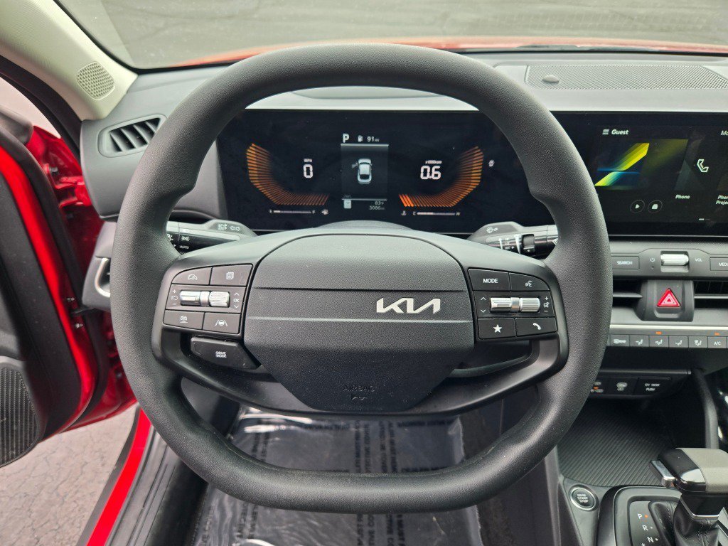 Used 2025 Kia K4 FWD image 31