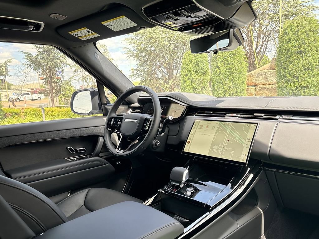 New 2026 Land Rover Range Rover Sport Dynamic SE AWD/4WD image 14