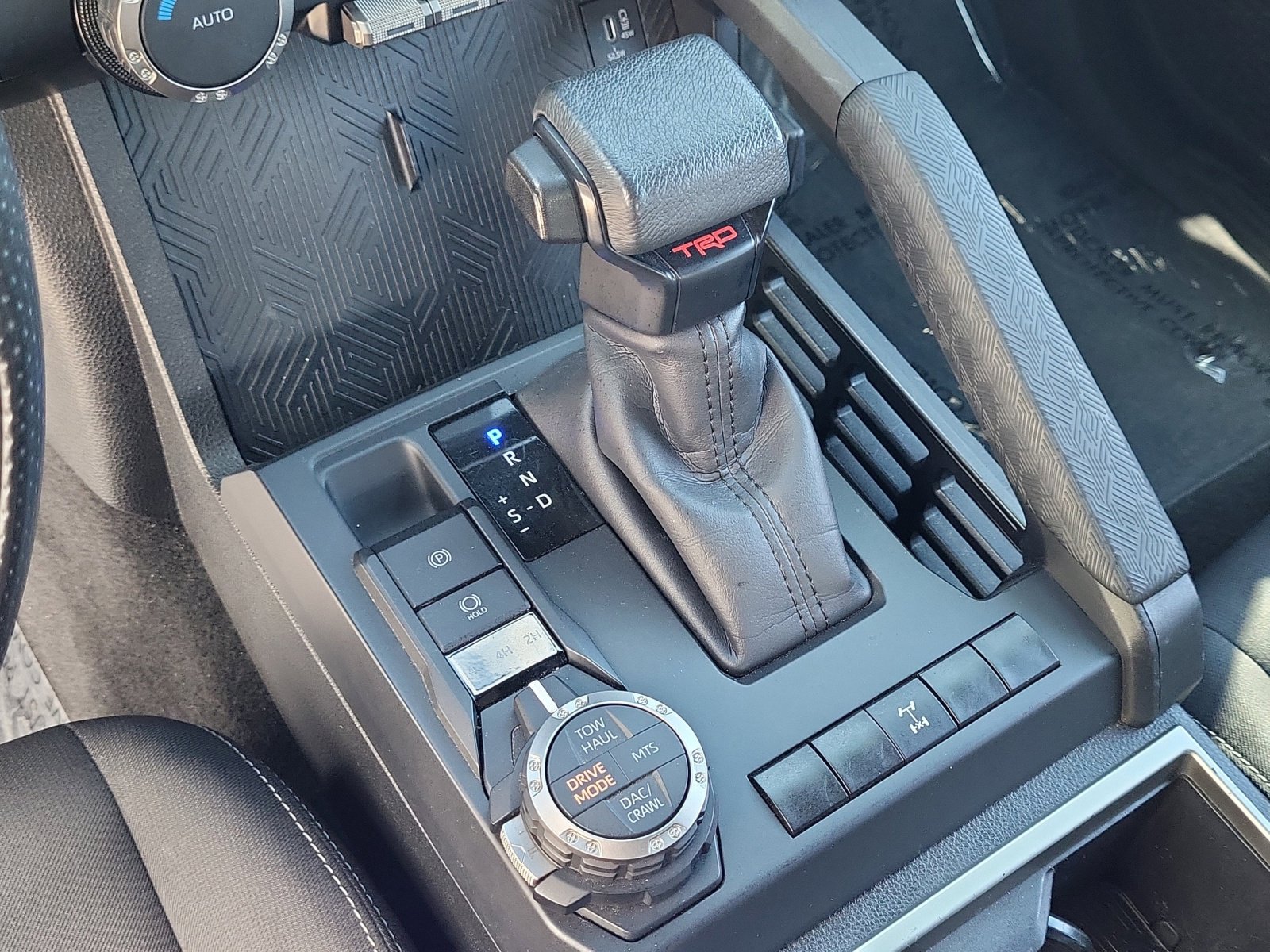 Used 2024 Toyota Tacoma TRD Off-Road image 16