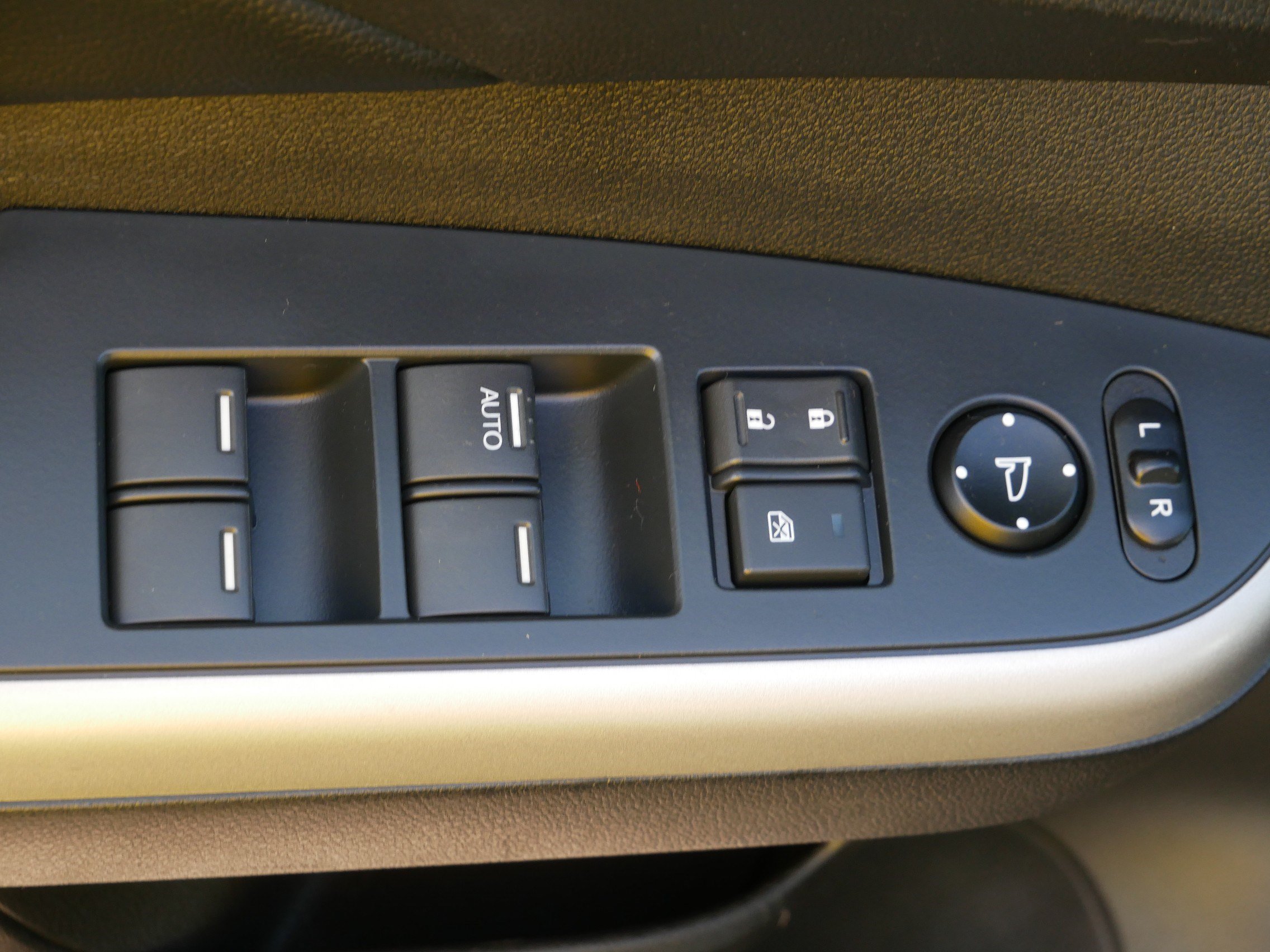 Used 2014 Honda CR-V EX-L image 20