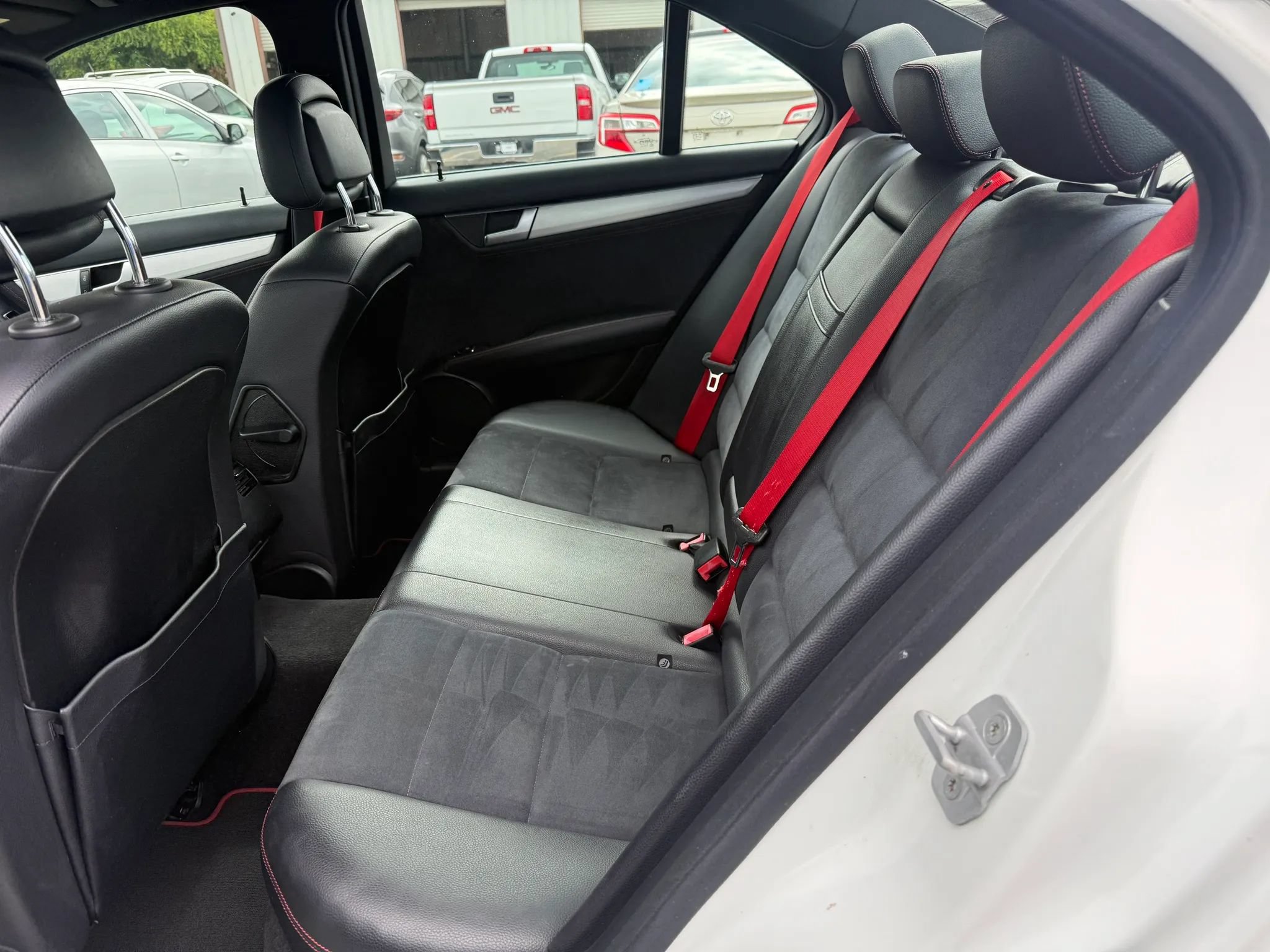 Used 2014 Mercedes-Benz C 300 4MATIC Sedan image 21