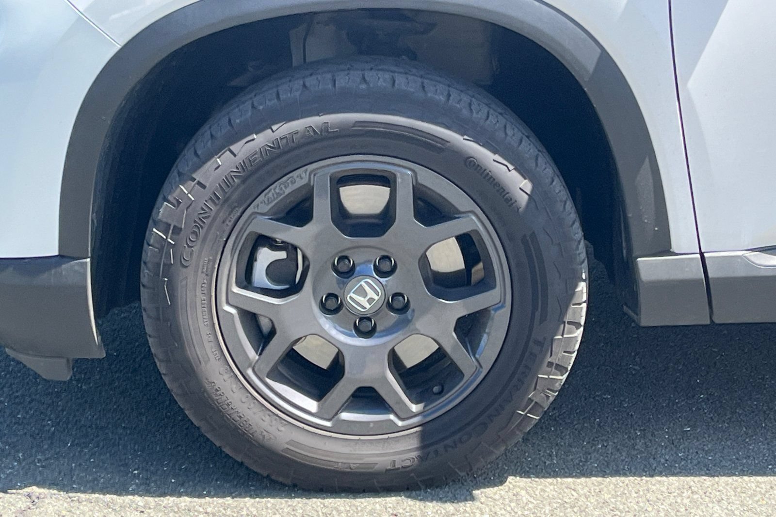 Used 2025 Honda Pilot TrailSport image 15