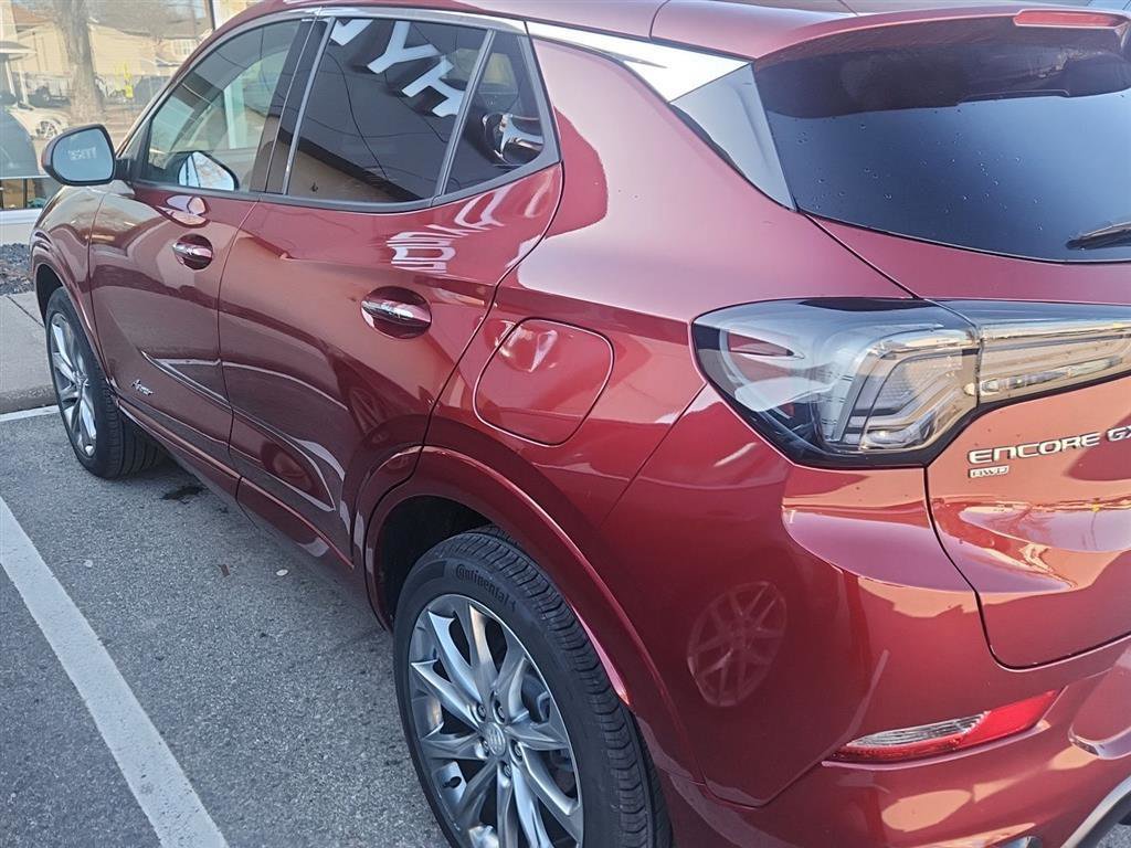 Used 2024 Buick Encore GX Avenir image 7