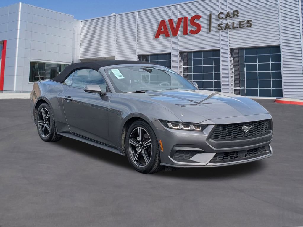 Used 2024 Ford Mustang Premium image 3