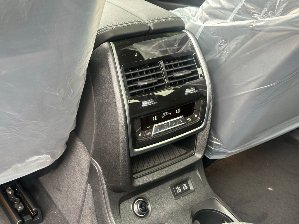 New 2026 BMW X7 xDrive40i w/ M Sport Package image 26