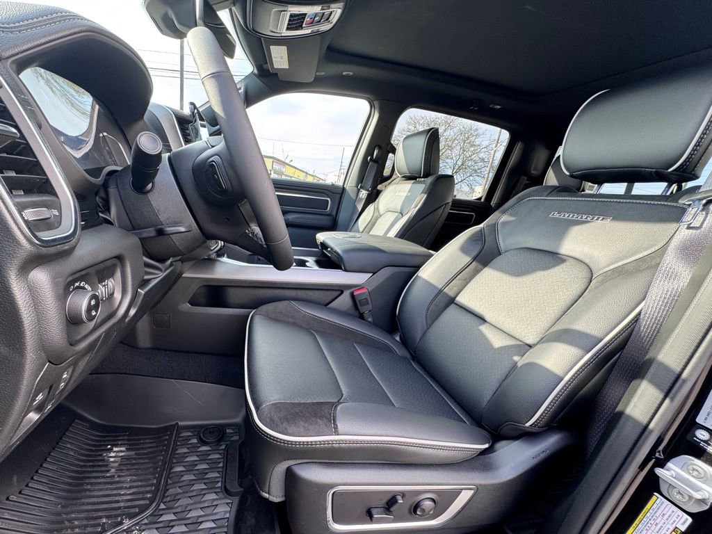 New 2026 RAM 1500 Laramie AWD/4WD image 14