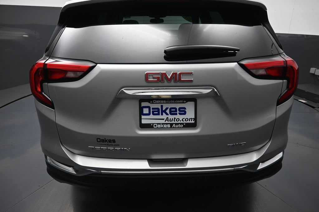 Used 2019 GMC Terrain SLT w/ Preferred Package AWD/4WD image 32