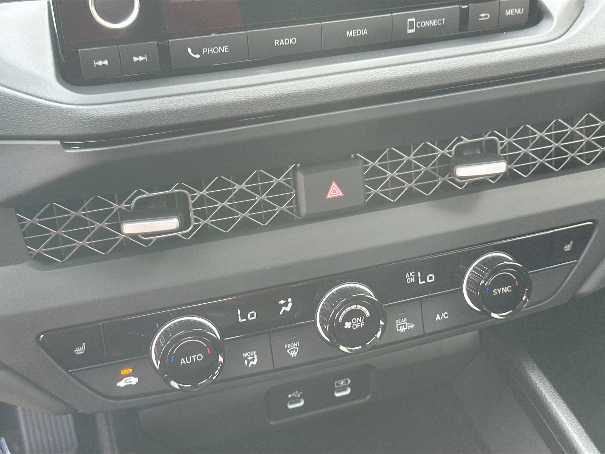 New 2025 Honda Accord SE image 12