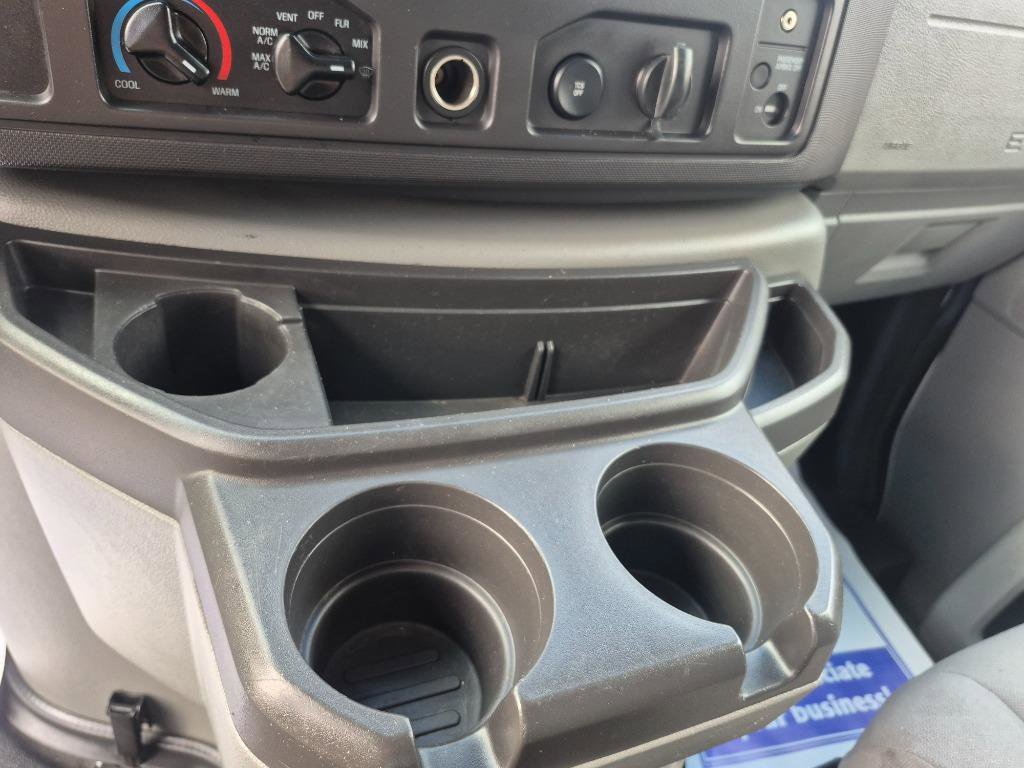 Used 2014 Ford E-250 and Econoline 250 w/ Power Group RWD image 14