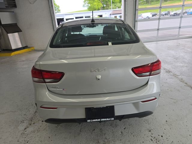 Used 2022 Kia Rio S w/ Technology Package FWD image 4