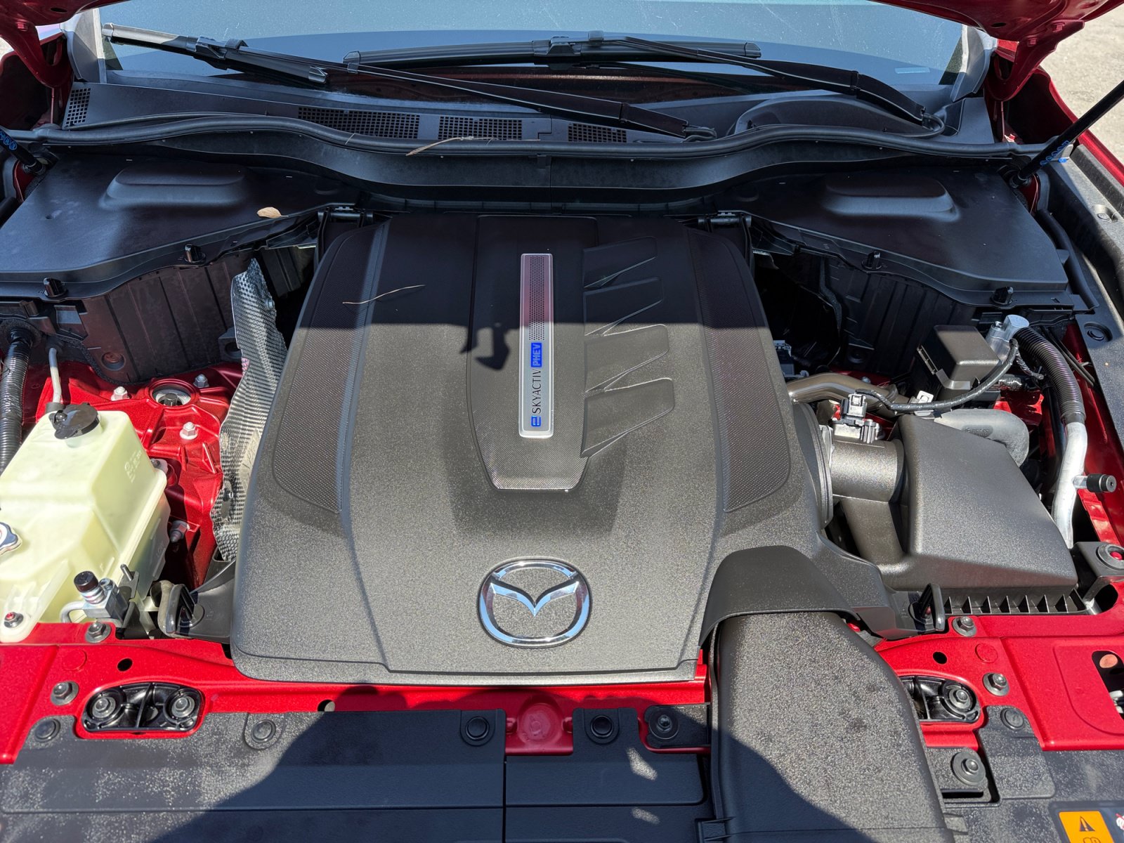 Certified 2024 MAZDA CX-90 Plug-In Hybrid w/ Preferred AWD/4WD image 21